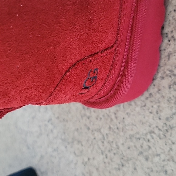 Ugg Neumel II Lace Up/Zip Deep Red Booties Toddler Size 8.  S/N 1017320T. - Picture 3 of 3